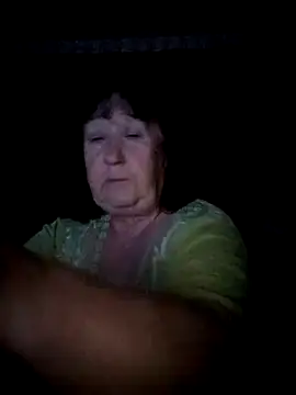 Snapshot of CrystalLime6411 chatting on 30, 9, 2025 CrystalLime6411 online show from 30, 9, 2025