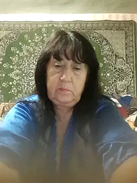 Snapshot of CrystalLime6411 chatting on 9, 10, 2025 CrystalLime6411 online show from 9, 10, 2025