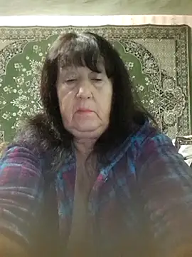 Snapshot of CrystalLime6411 chatting on 12, 10, 2025 CrystalLime6411 online show from 12, 10, 2025