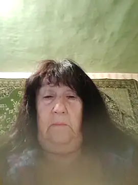 Snapshot of CrystalLime6411 chatting on 16, 10, 2025 CrystalLime6411 online show from 16, 10, 2025