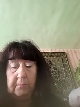 Snapshot of CrystalLime6411 chatting on 3, 11, 2025 CrystalLime6411 online show from 3, 11, 2025