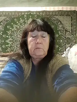 Snapshot of CrystalLime6411 chatting on 5, 11, 2025 CrystalLime6411 online show from 5, 11, 2025