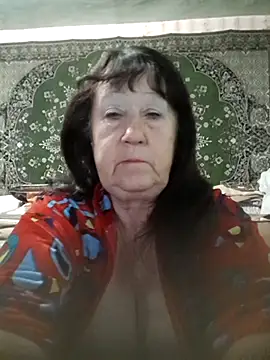 Snapshot of CrystalLime6411 chatting on 18, 11, 2025 CrystalLime6411 online show from 18, 11, 2025