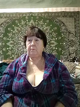 Snapshot of CrystalLime6411 chatting on 1, 12, 2025 CrystalLime6411 online show from 1, 12, 2025