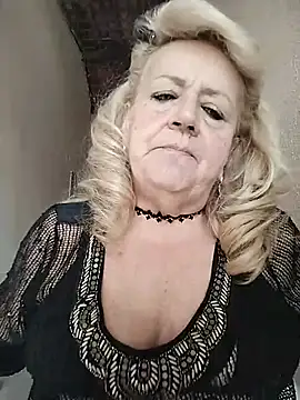 Snapshot of Belladama61 chatting on 27, 9, 2025 Belladama61 online show from 27, 9, 2025