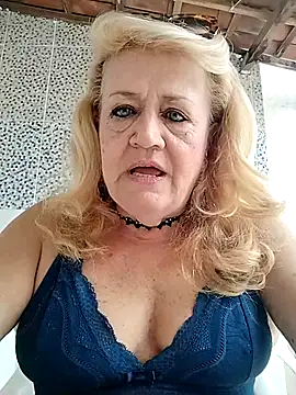 Snapshot of Belladama61 chatting on 21, 11, 2025 Belladama61 online show from 21, 11, 2025