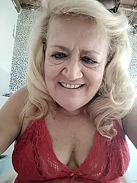 Snapshot of Belladama61 chatting on 23, 11, 2025 Belladama61 online show from 23, 11, 2025