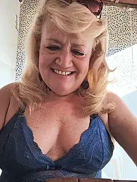 Belladama61 online show from 5, 7, 2026