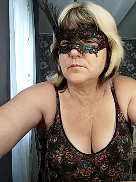 AliceGold5231 online show from 11, 5, 2026