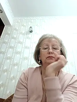 AlikaSwan5821 online show from 19, 10, 2025