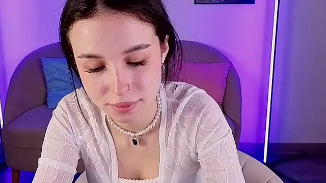 Snapshot of LANA_MILANO chatting on 15, 10, 2025 LANA MILANO online show from 15, 10, 2025