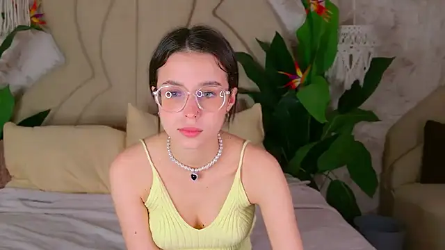 LANA MILANO online show from 22, 10, 2025