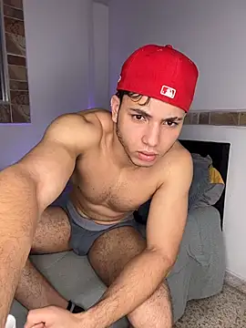 Snapshot of max_valiant1 chatting on 26, 10, 2025 max valiant1 online show from 26, 10, 2025