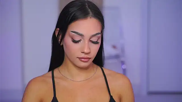 NinaSolenne online show from 28, 11, 2025