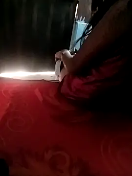 Snapshot of arti9995 chatting on 17, 12, 2025 arti9995 online show from 17, 12, 2025