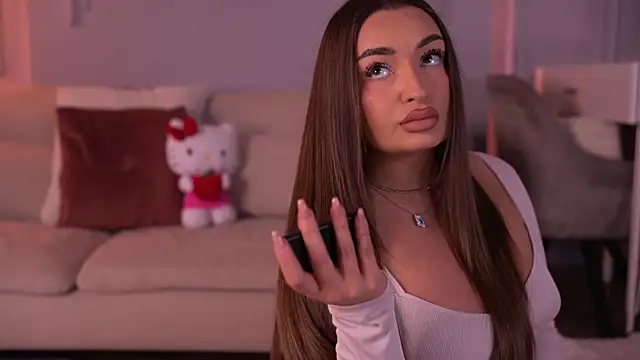 MillaSerene online show from 13, 4, 2026