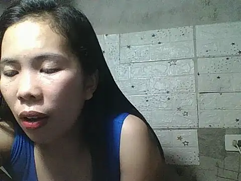 Snapshot of pinaysinglemommm chatting on 3, 10, 2025 pinaysinglemommm online show from 3, 10, 2025