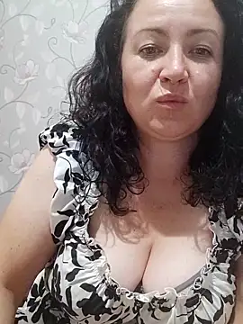 Snapshot of Velvet3451 chatting on 8, 9, 2025 Velvet3451 online show from 8, 9, 2025