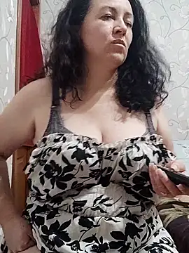 Snapshot of Velvet3451 chatting on 13, 11, 2025 Velvet3451 online show from 13, 11, 2025