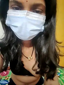 Snapshot of Shivani2002 chatting on 16, 11, 2025 Shivani2002 online show from 16, 11, 2025