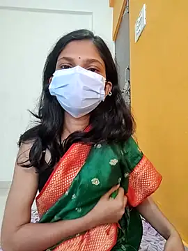 Snapshot of Shivani2002 chatting on 21, 11, 2025 Shivani2002 online show from 21, 11, 2025