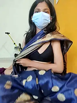 Snapshot of Shivani2002 chatting on 30, 11, 2025 Shivani2002 online show from 30, 11, 2025