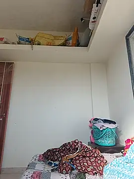 Snapshot of Shivani2002 chatting on 14, 12, 2025 Shivani2002 online show from 14, 12, 2025