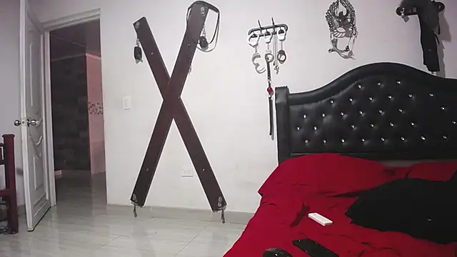 Snapshot of RocoAndHisGirls chatting on 3, 10, 2025 RocoAndHisGirls online show from 3, 10, 2025