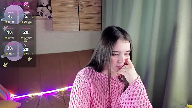 Alice next door online show from 23, 11, 2025