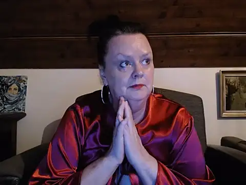 TiffanyMature online show from 2, 7, 2026
