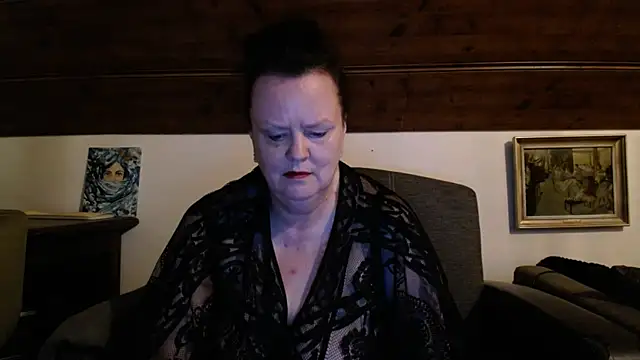 TiffanyMature online show from 18, 7, 2026
