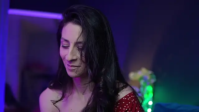 Snapshot of RubyRosa chatting on 17, 12, 2025 RubyRosa online show from 17, 12, 2025