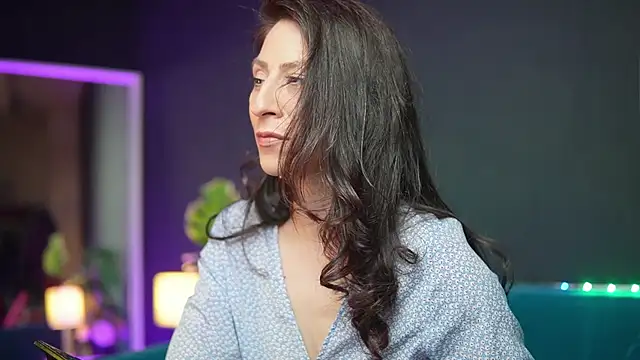 RubyRosa online show from 31, 3, 2026