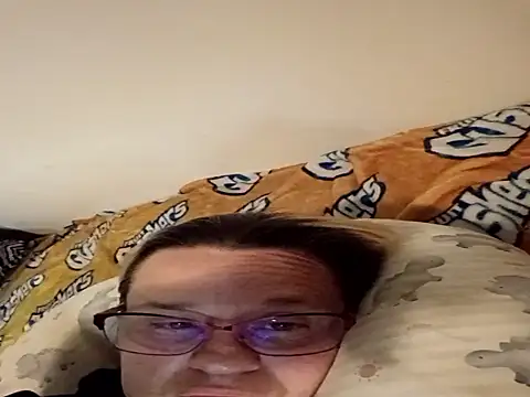 Snapshot of PremiumKitty chatting on 2, 10, 2025 PremiumKitty online show from 2, 10, 2025