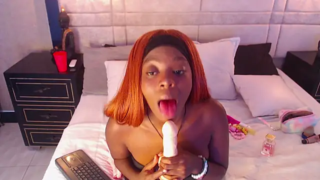 Snapshot of OliviaGarciaa chatting on 3, 10, 2025 OliviaGarciaa online show from 3, 10, 2025