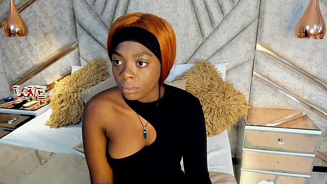 Snapshot of OliviaGarciaa chatting on 5, 10, 2025 OliviaGarciaa online show from 5, 10, 2025