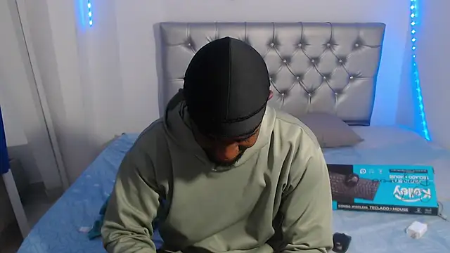 eebony stallion online show from 28, 11, 2025