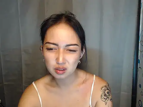 Snapshot of Soft_Angel8 chatting on 28, 4, 2026 Soft Angel8 online show from 28, 4, 2026