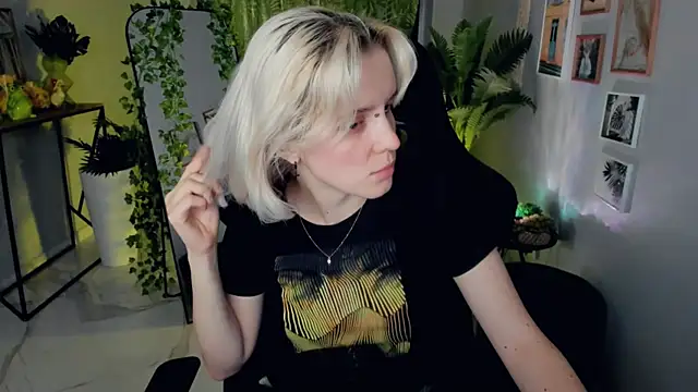 Snapshot of BethanyCloud chatting on 22, 5, 2026 BethanyCloud online show from 22, 5, 2026