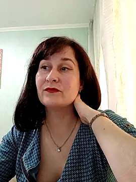 Amandda  online show from 1, 6, 2026