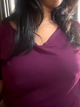 Snapshot of Maggi-is-back chatting on 17, 10, 2025 Maggi-is-back online show from 17, 10, 2025