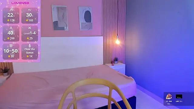 Snapshot of candy_lux30 chatting on 10, 10, 2025 candy lux30 online show from 10, 10, 2025
