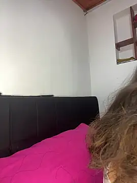 Snapshot of hotwife26 chatting on 9, 6, 2026 hotwife26 online show from 9, 6, 2026
