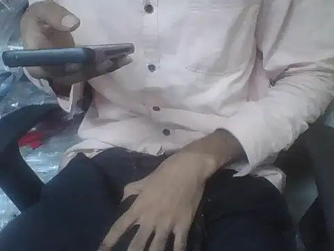 Snapshot of mumbaizboi chatting on 15, 9, 2025 mumbaizboi online show from 15, 9, 2025