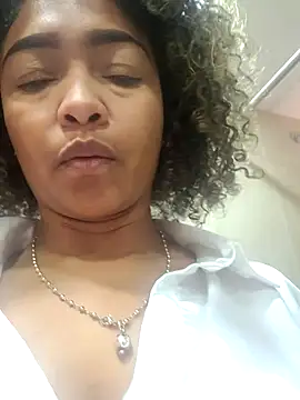 BiiancaEstradaa online show from 5, 10, 2025