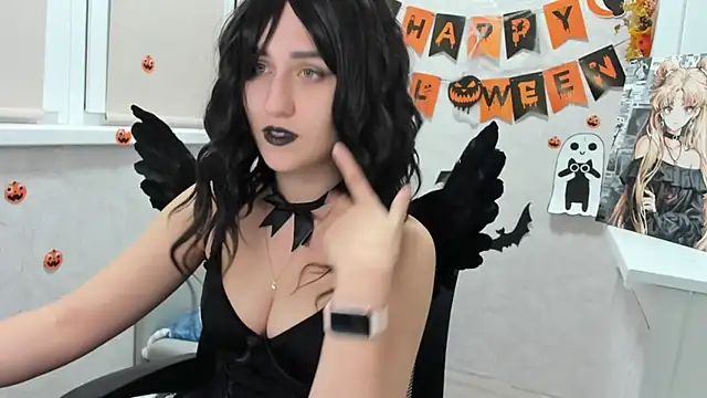 Snapshot of sofamuffin chatting on 28, 10, 2025 sofamuffin online show from 28, 10, 2025