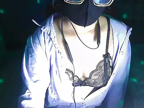 Snapshot of meghbalikargolponoy09 chatting on 8, 11, 2025 meghbalikargolponoy09 online show from 8, 11, 2025