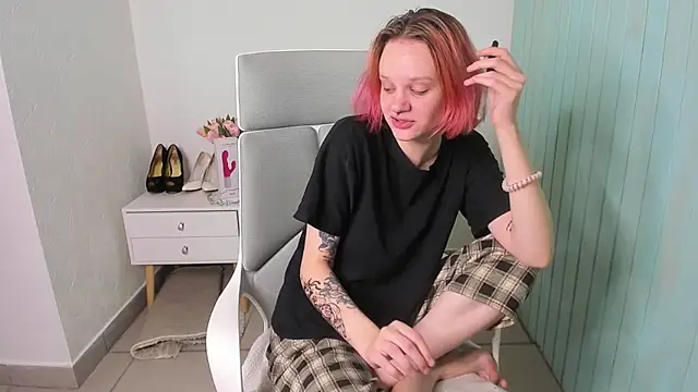Snapshot of Elieiza_xo chatting on 26, 9, 2025 Elieiza xo online show from 26, 9, 2025