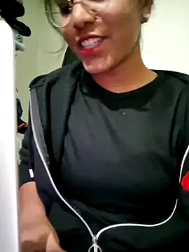 Snapshot of Telugu___Sexygirl___Naidu chatting on 20, 11, 2025 Telugu Sexygirl Naidu online show from 20, 11, 2025