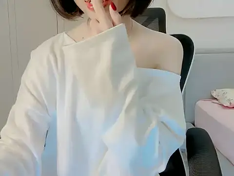 Snapshot of ggLovee chatting on 8, 10, 2025 ggLovee online show from 8, 10, 2025